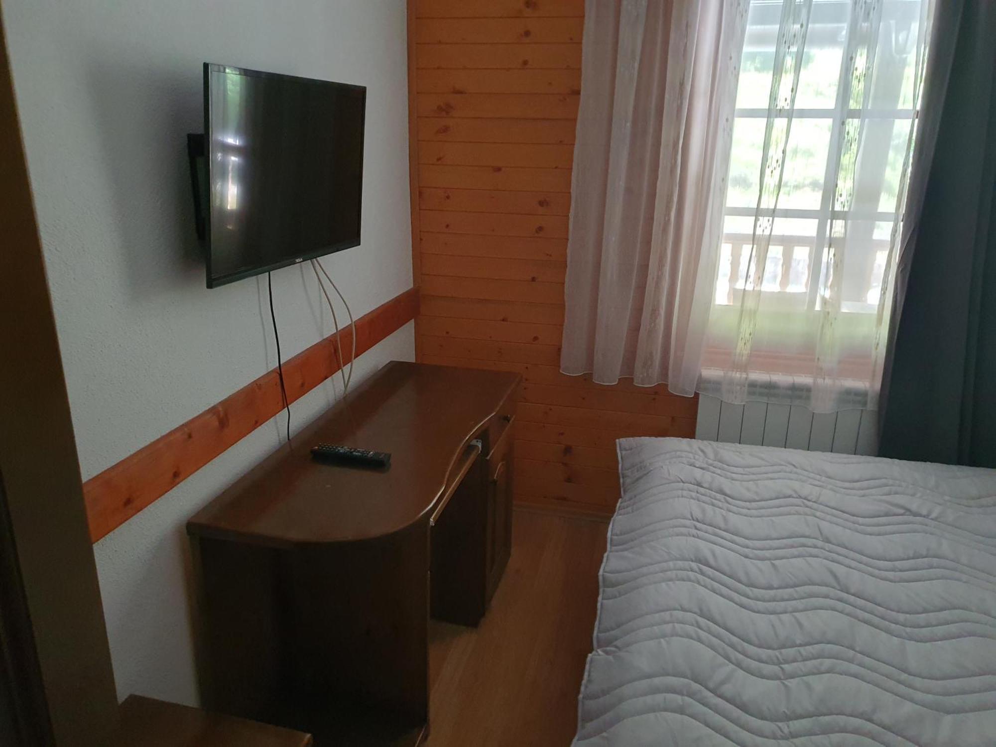 Гостьовий будинок Etno Selo Vrelo & Camping Беране Екстер'єр фото