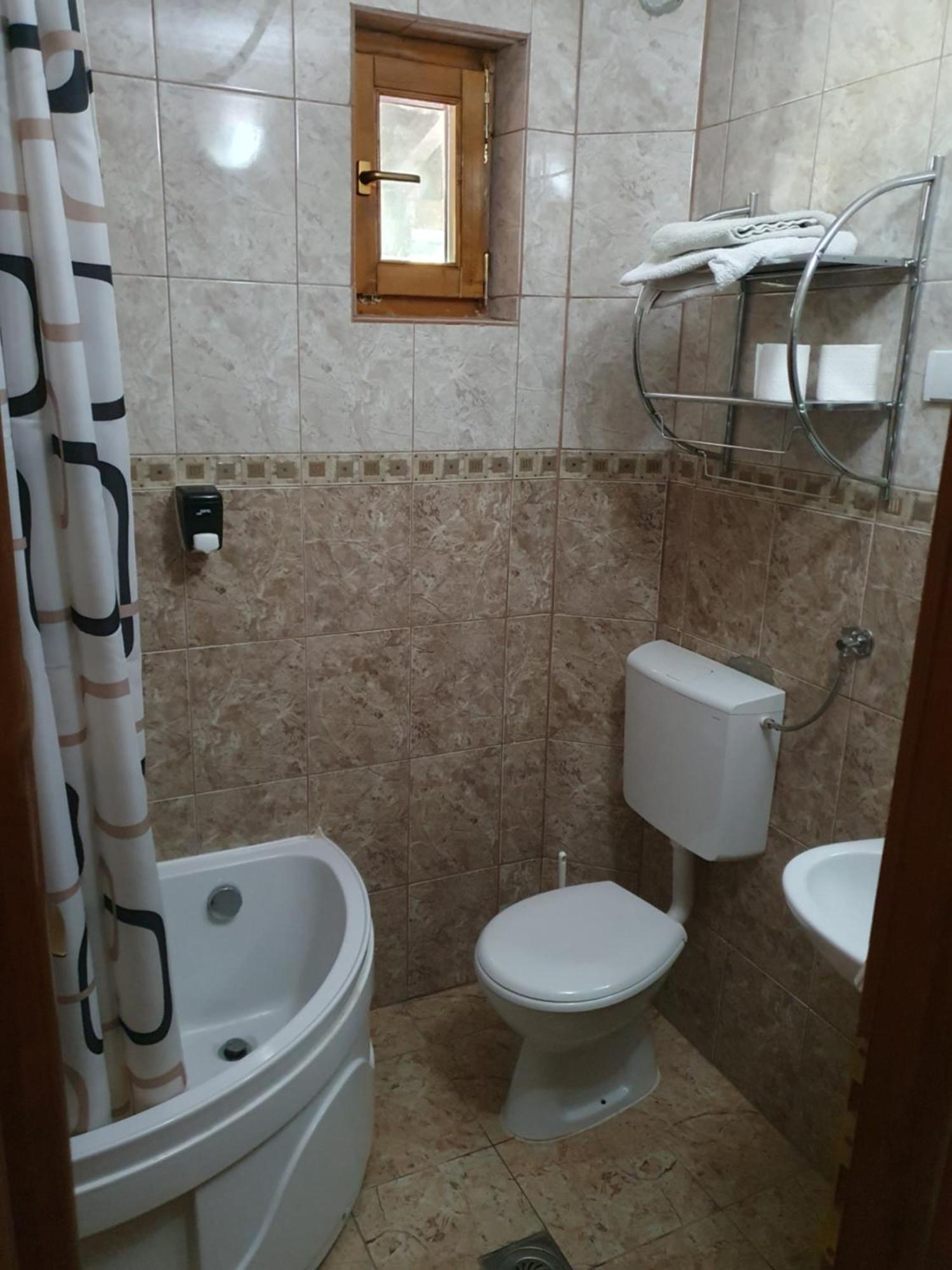 Гостьовий будинок Etno Selo Vrelo & Camping Беране Екстер'єр фото